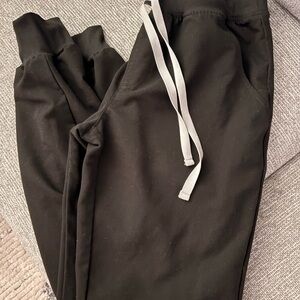 Women’s Figs Black Joggers